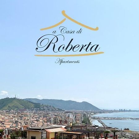A Casa Di Roberta Appartement Salerno Buitenkant foto