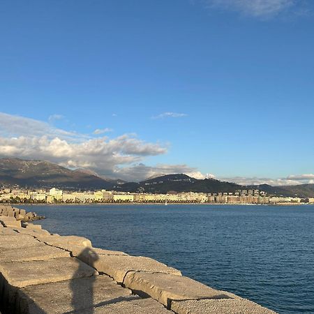 A Casa Di Roberta Appartement Salerno Buitenkant foto