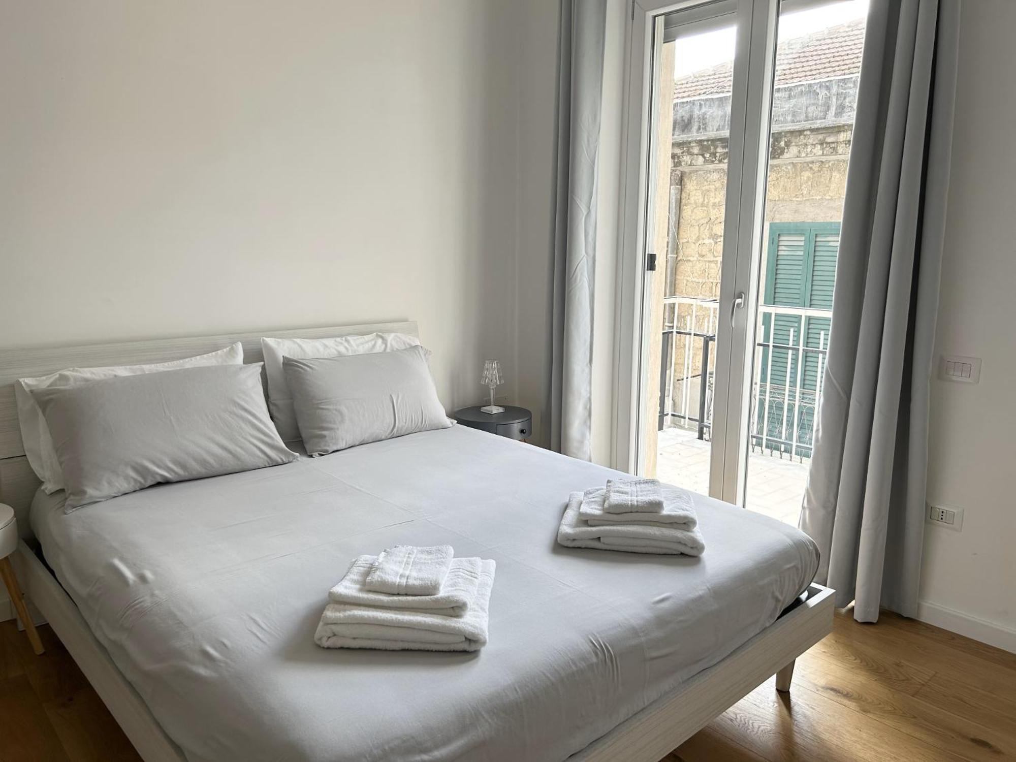 A Casa Di Roberta Appartement Salerno Buitenkant foto