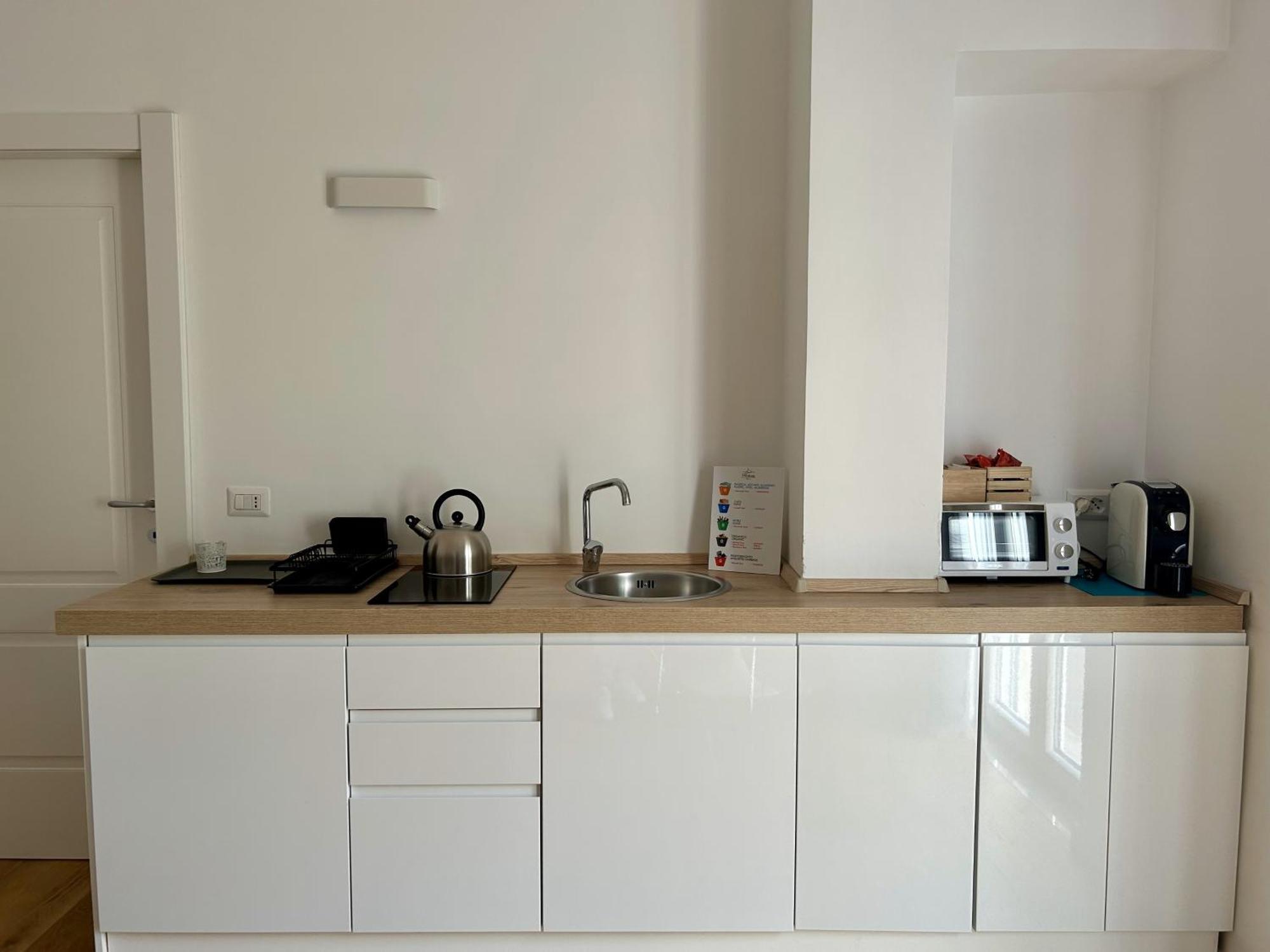 A Casa Di Roberta Appartement Salerno Buitenkant foto