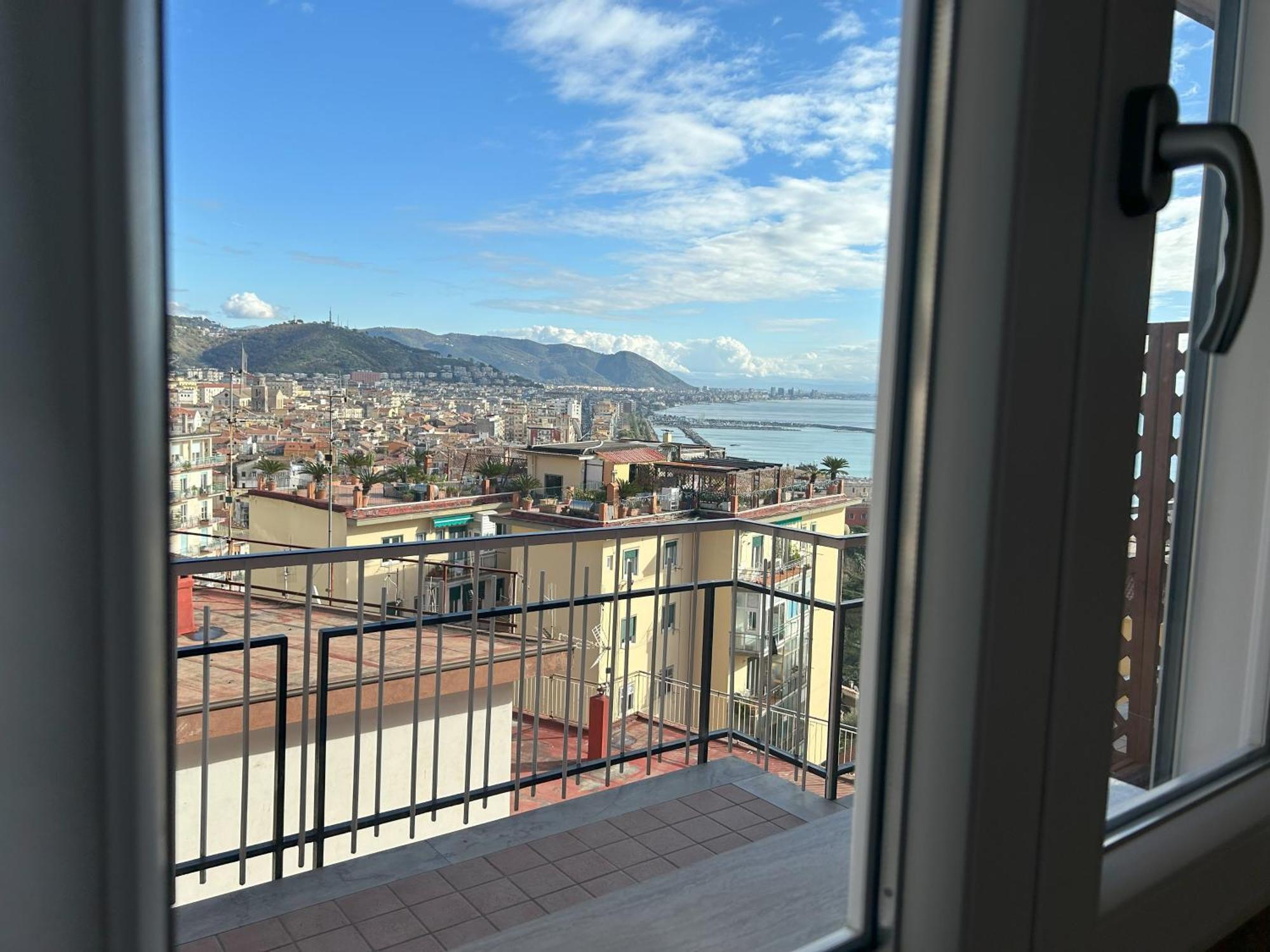 A Casa Di Roberta Appartement Salerno Buitenkant foto
